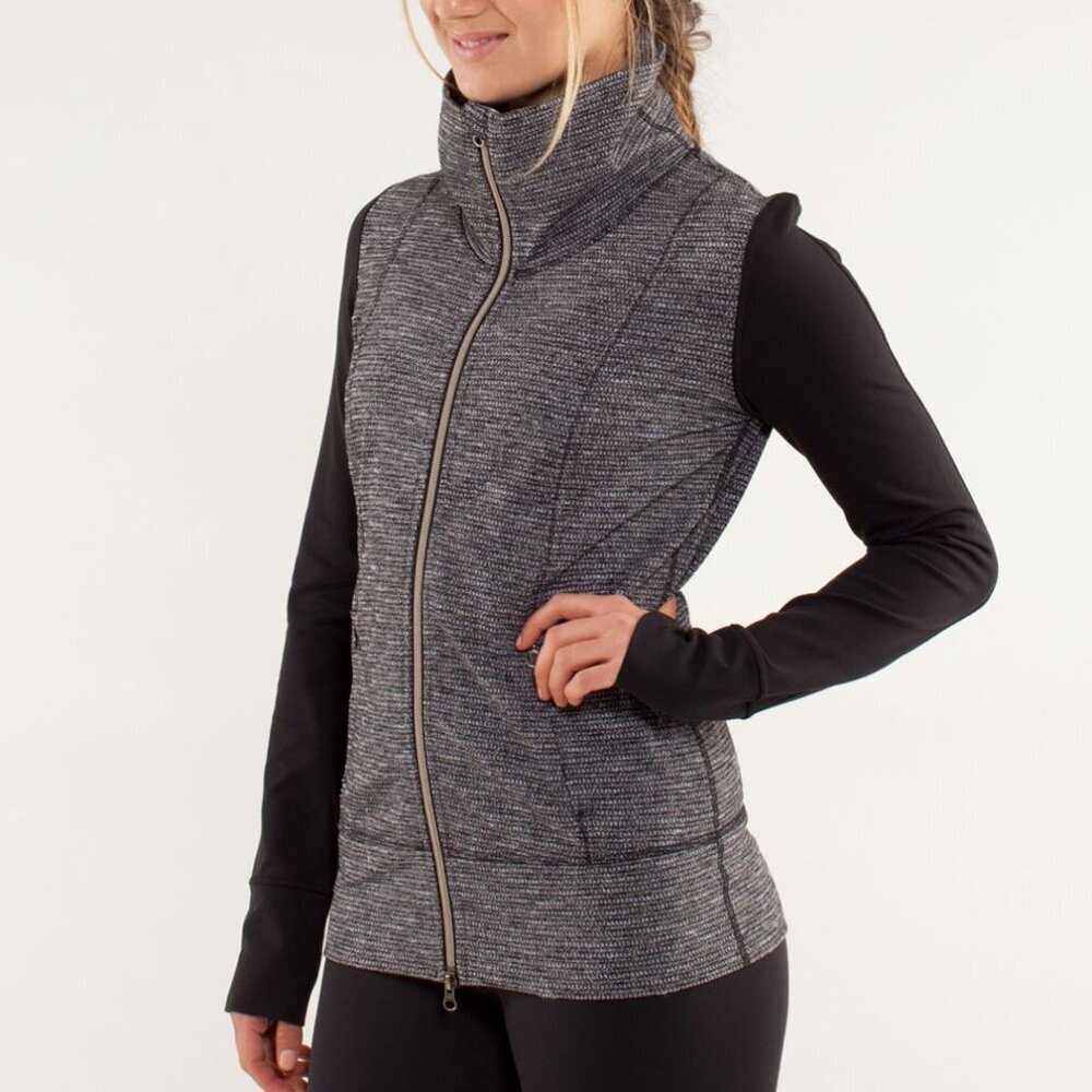 Lululemon Daily Yoga Jacket Coco Pique Black Full Zip Athletic Jacket- Size 4